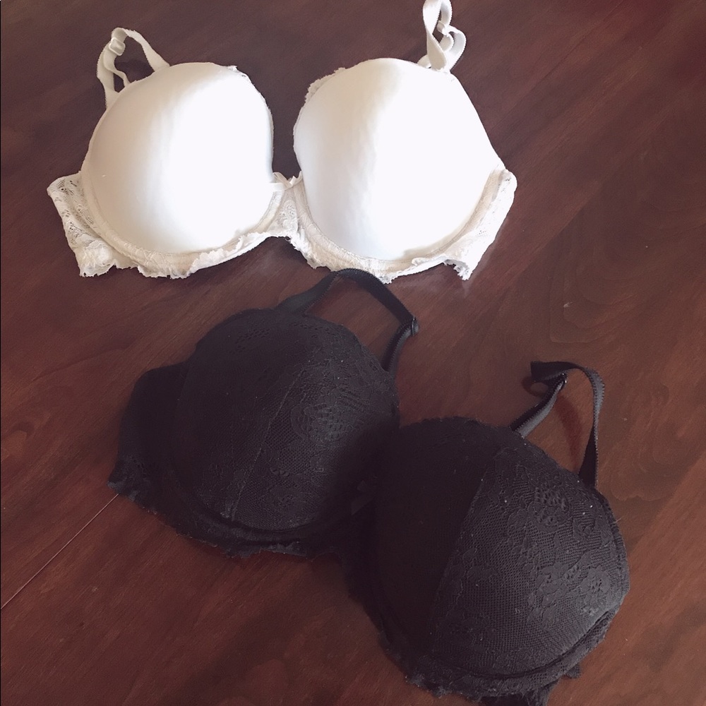 VICTORIA SECRET BRAS (34 DD)